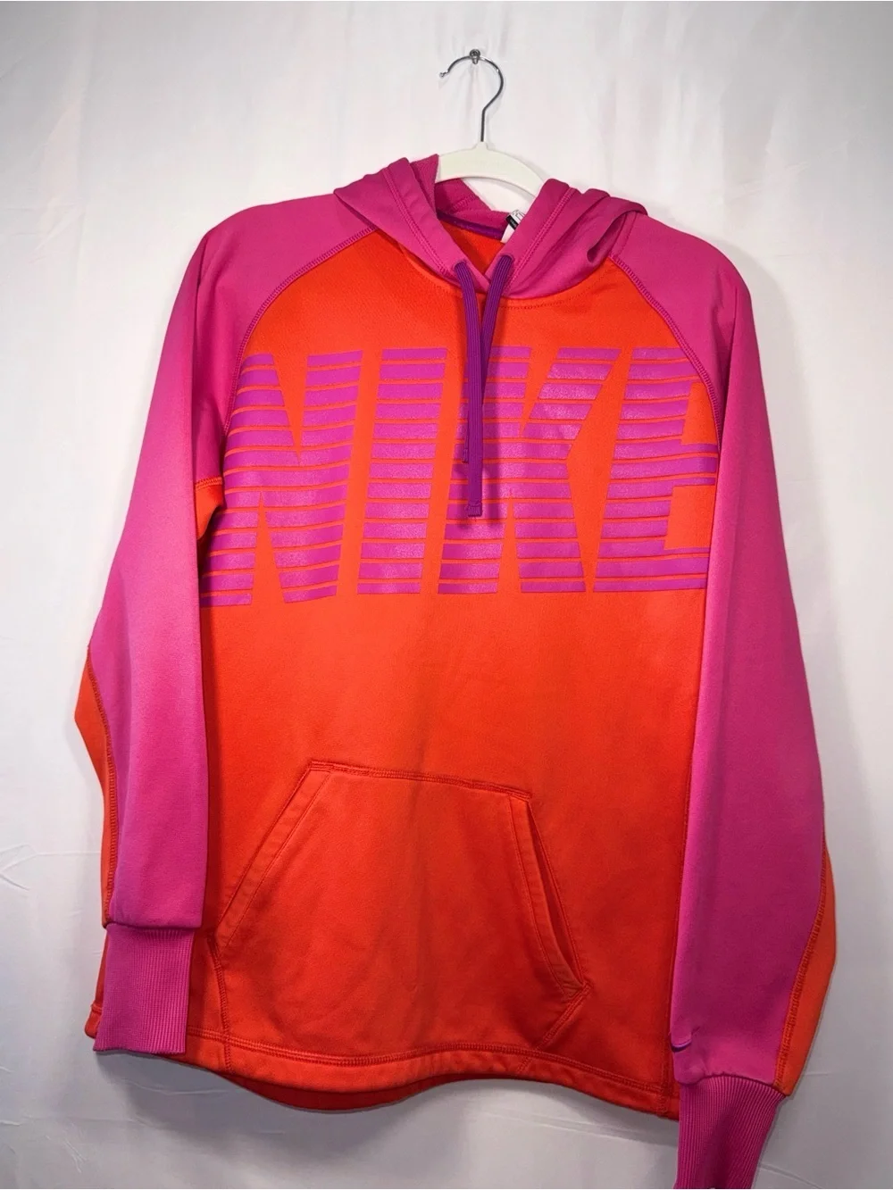 Nike Therma-Fit Women Orange & Pink Logo Pullover Hoodie Size Large